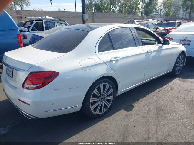 WDDZF4JB5KA608502 Mercedes-Benz E 300