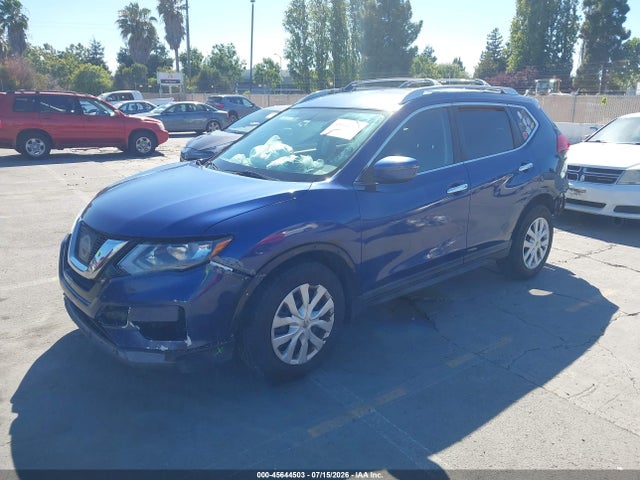 Nissan ROGUE S 2017 KNMAT2MT3HP578432 Image 2