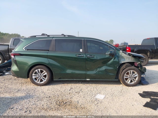 45644507 :رقم المزاد ، 5TDJSKFC5SS215319 vin ، 2025 Toyota Sienna Xle مزاد بيع