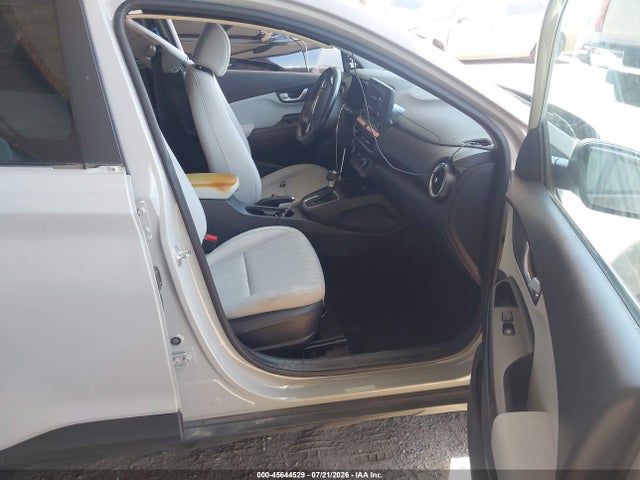 2022 Hyundai Kona Sel მანქანა იყიდება აუქციონზე, vin: KM8K32AB3NU771320, აუქციონის ნომერი: 45644529