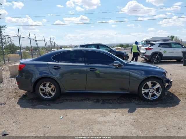45644539 :رقم المزاد ، JTHBF5C21B5137020 vin ، 2011 Lexus Is 250 مزاد بيع