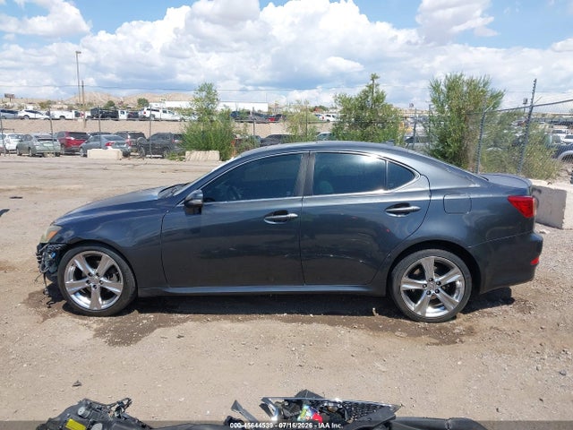 45644539 :رقم المزاد ، JTHBF5C21B5137020 vin ، 2011 Lexus Is 250 مزاد بيع
