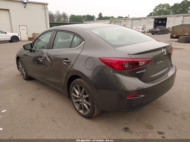 Продажа на аукционе авто 2018 Mazda Mazda3 Touring, vin: 3MZBN1V37JM234196, номер лота: 45644553