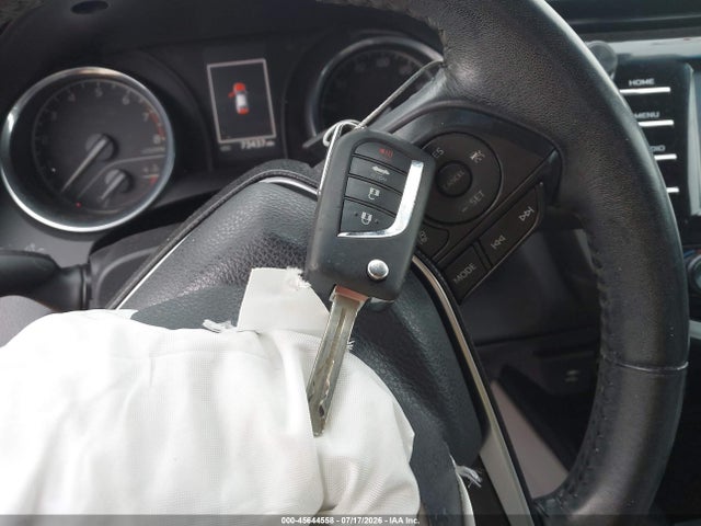 Продаж на аукціоні авто 2019 Toyota Camry Se, vin: 4T1B11HK6KU204049, номер лоту: 45644558