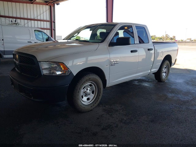 1C6RR7FGXLS158873 RAM 1500 Classic Tradesman 4x4 6&#039;4 Box