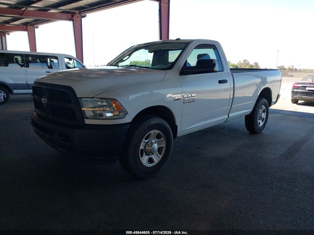 RAM 3500 Tradesman 2016 3C63R2AT6GG304535 Image 2