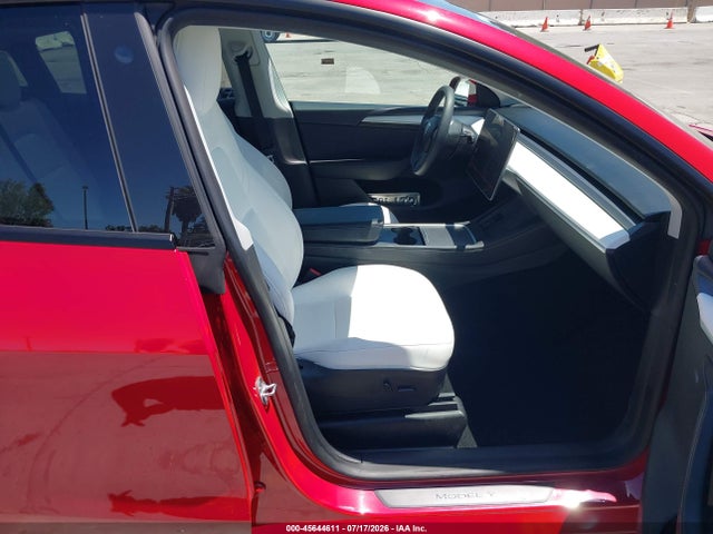 Продаж на аукціоні авто 2023 Tesla Model Y Awd/long Range Dual Motor All-wheel Drive, vin: 7SAYGDEE8PF636626, номер лоту: 45644611