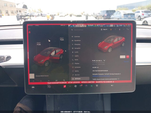 Продаж на аукціоні авто 2023 Tesla Model Y Awd/long Range Dual Motor All-wheel Drive, vin: 7SAYGDEE8PF636626, номер лоту: 45644611