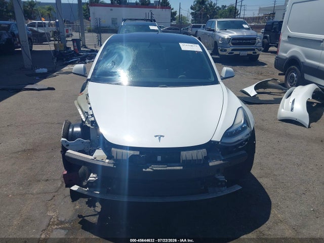 5YJ3E1EB0JF106563 Tesla Model 3 Long Range/performance
