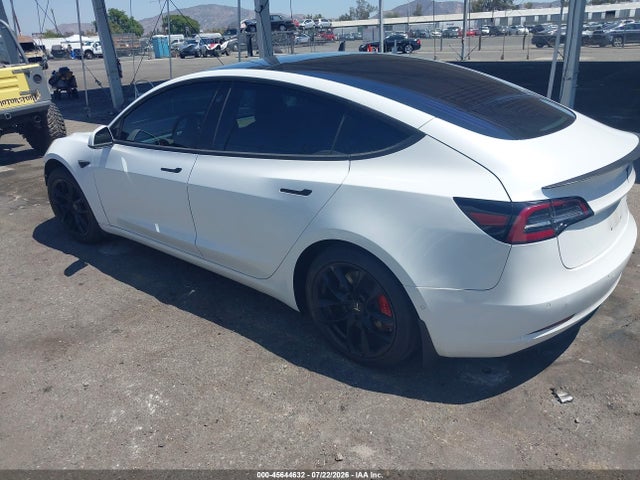 5YJ3E1EB0JF106563 Tesla Model 3 Long Range/performance
