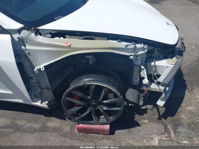 5YJ3E1EB0JF106563 Tesla Model 3 Long Range/performance