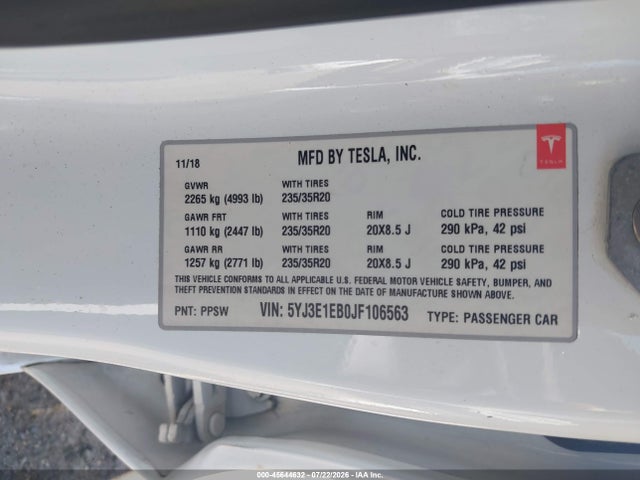5YJ3E1EB0JF106563 Tesla Model 3 Long Range/performance