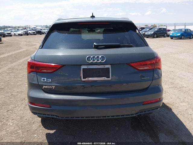 45644643 :رقم المزاد ، WA1AUCF3XM1136383 vin ، 2021 Audi Q3 Premium 40 Tfsi Quattro Tiptronic مزاد بيع
