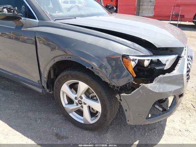 45644643 :رقم المزاد ، WA1AUCF3XM1136383 vin ، 2021 Audi Q3 Premium 40 Tfsi Quattro Tiptronic مزاد بيع