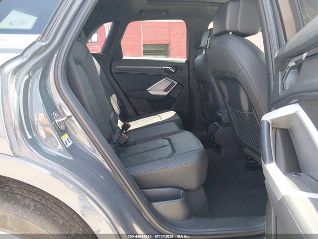 45644643 :رقم المزاد ، WA1AUCF3XM1136383 vin ، 2021 Audi Q3 Premium 40 Tfsi Quattro Tiptronic مزاد بيع