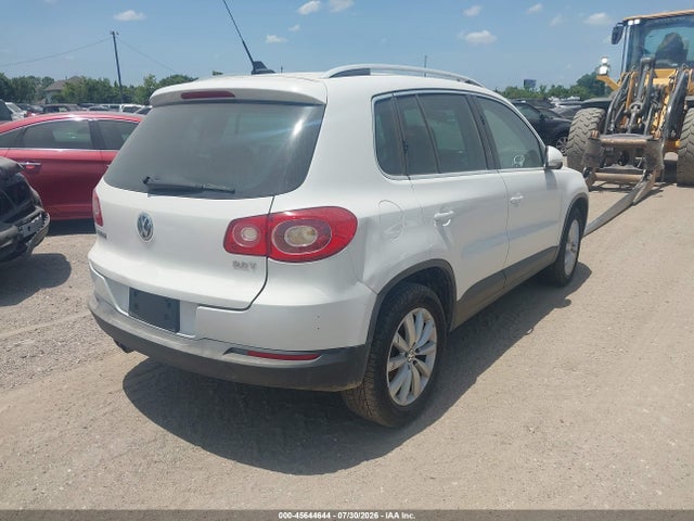 2011 Volkswagen Tiguan Se მანქანა იყიდება აუქციონზე, vin: WVGAV7AX5BW536402, აუქციონის ნომერი: 45644644