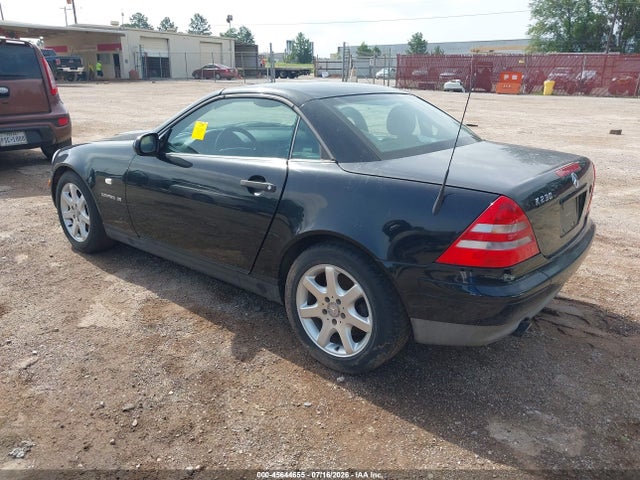 Продаж на аукціоні авто 1999 Mercedes-benz Slk 230 Kompressor, vin: WDBKK47F5XF111623, номер лоту: 45644655