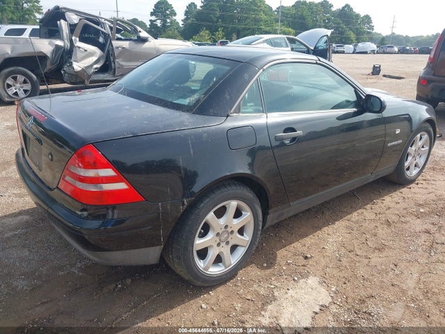 Продаж на аукціоні авто 1999 Mercedes-benz Slk 230 Kompressor, vin: WDBKK47F5XF111623, номер лоту: 45644655
