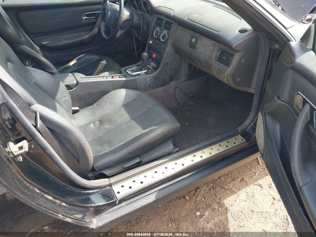 Продаж на аукціоні авто 1999 Mercedes-benz Slk 230 Kompressor, vin: WDBKK47F5XF111623, номер лоту: 45644655