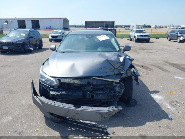 45644700 :رقم المزاد ، 3N1AB8CV4NY263919 vin ، 2022 Nissan Sentra Sv Xtronic Cvt مزاد بيع