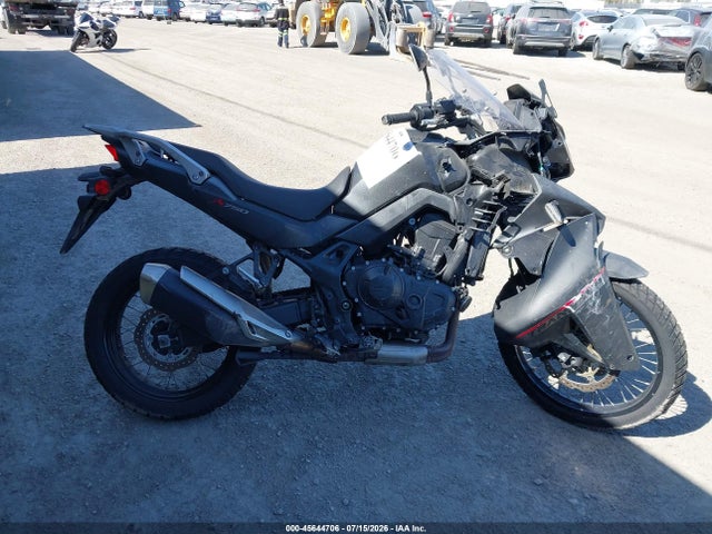 JH2RD1617RK102065 Honda Xl750