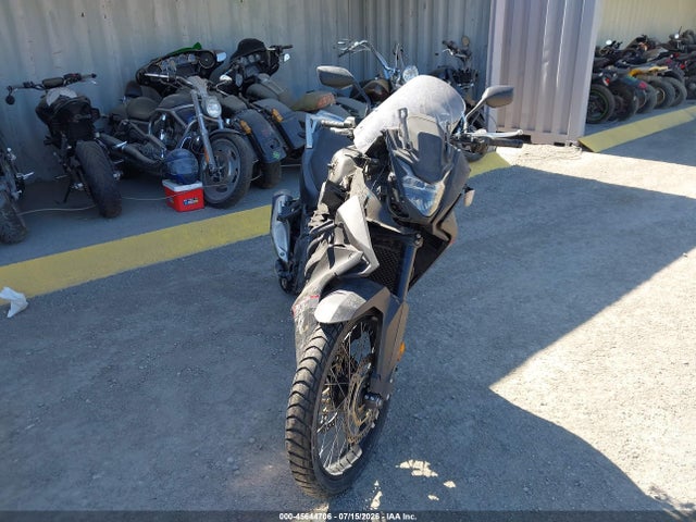 JH2RD1617RK102065 Honda Xl750