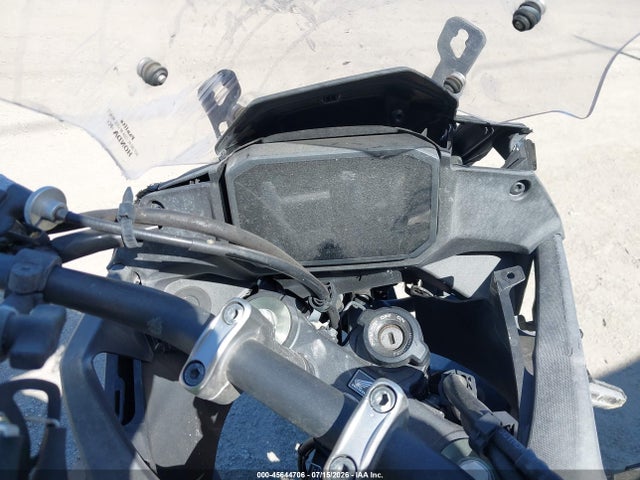 JH2RD1617RK102065 Honda Xl750
