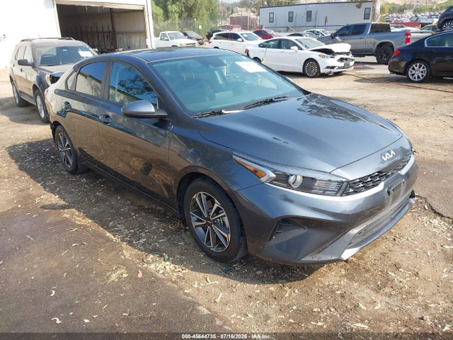 45644735 :رقم المزاد ، 3KPF24AD6RE800786 vin ، 2024 Kia Forte Lxs مزاد بيع