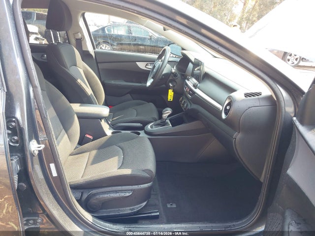 3KPF24AD6RE800786 KIA Forte Lxs