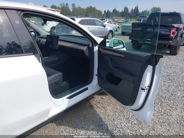 Aukcja sprzedaży 2025 Tesla Model Y Long Range Dual Motor All-wheel Drive, vin: 7SAYGDEE4SF284279, numer aukcji: 45644741
