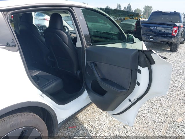 Aukcja sprzedaży 2025 Tesla Model Y Long Range Dual Motor All-wheel Drive, vin: 7SAYGDEE4SF284279, numer aukcji: 45644741