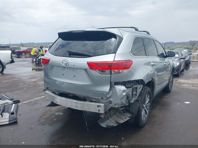 Продаж на аукціоні авто 2019 Toyota Highlander Xle, vin: 5TDJZRFH5KS981499, номер лоту: 45644776