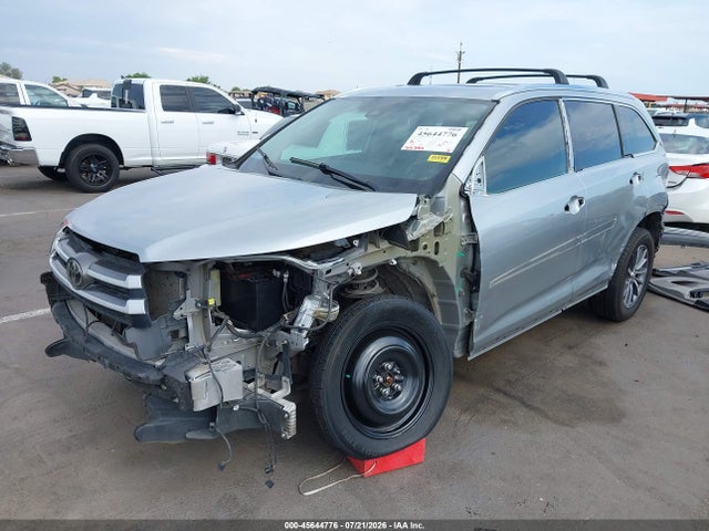 Продаж на аукціоні авто 2019 Toyota Highlander Xle, vin: 5TDJZRFH5KS981499, номер лоту: 45644776