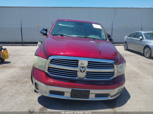 1C6RR6GT8JS211539 RAM 1500 Big Horn 4x2 6&#039;4 Box