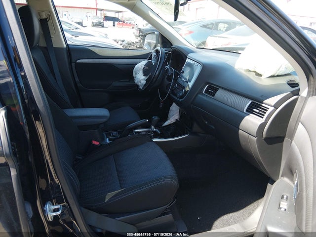 Mitsubishi Outlander Se 2018 JA4AD3A39JZ042497 Image 5