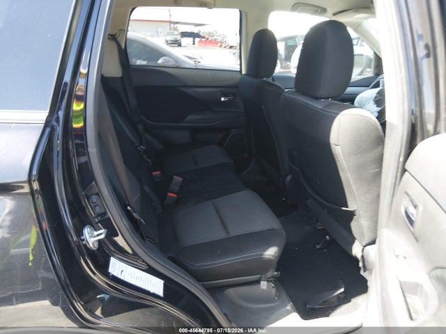 Mitsubishi Outlander Se 2018 JA4AD3A39JZ042497 Image 8