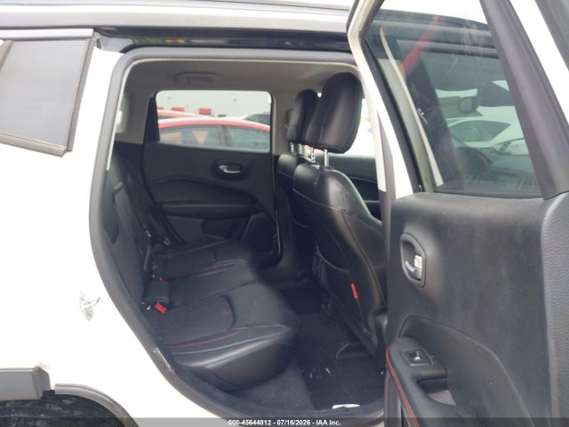 45644812 :رقم المزاد ، 3C4NJDDB0JT129429 vin ، 2018 Jeep Compass Trailhawk 4x4 مزاد بيع