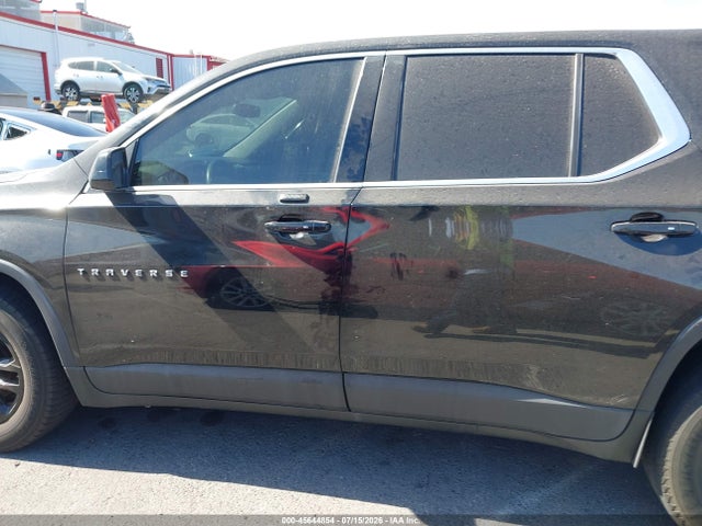 Продаж на аукціоні авто 2018 Chevrolet Traverse Ls, vin: 1GNERFKW5JJ143013, номер лоту: 45644854