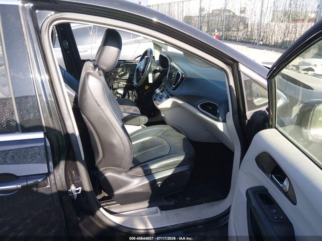 2C4RC1BG6MR534811 Chrysler Pacifica Touring L