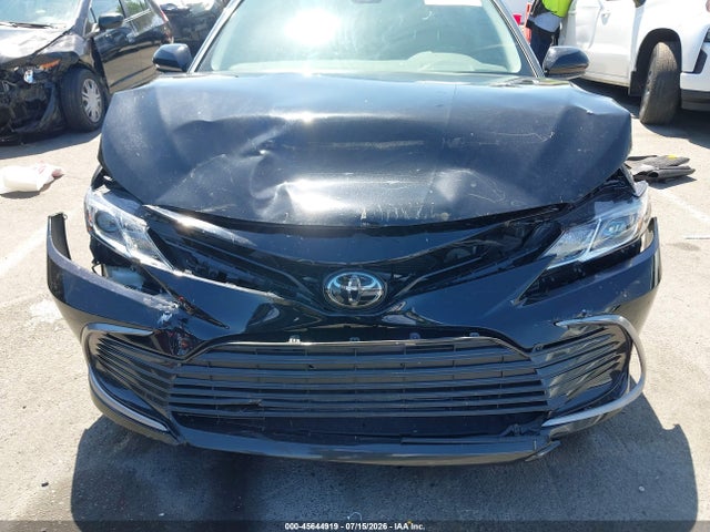Toyota CAMRY LE 2024 4T1C11AKXRU252128 Image 6
