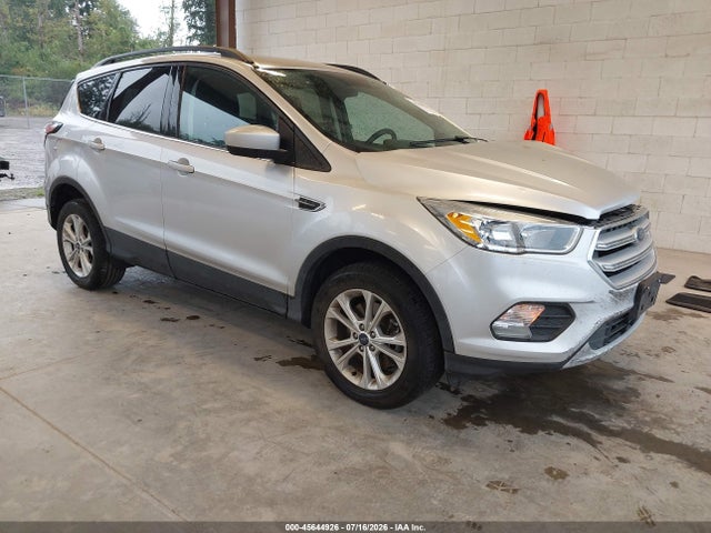 Ford ESCAPE SE 2018 1FMCU9GD5JUA86751 Image 1