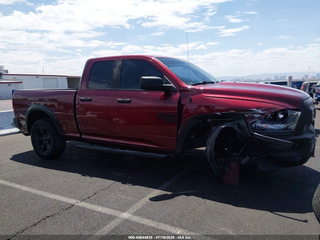 1C6RR7GG4NS164198 RAM 1500 Classic Warlock 4x4 6&#039;4 Box