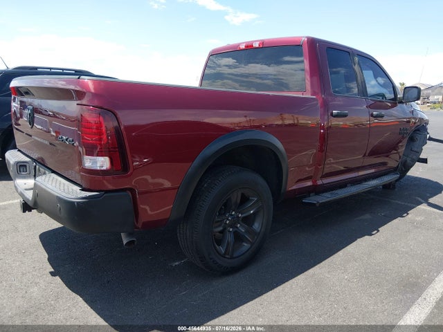 1C6RR7GG4NS164198 RAM 1500 Classic Warlock 4x4 6&#039;4 Box