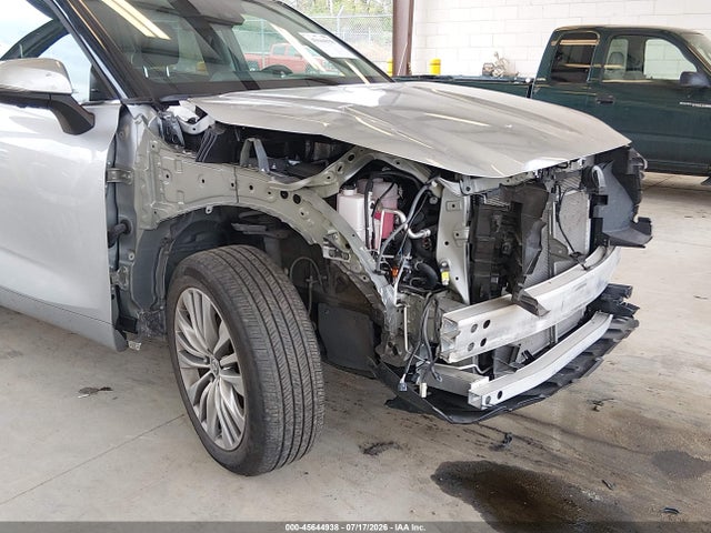 Toyota Highlander Platinum 2023 5TDKDRBH0PS014637 Image 6
