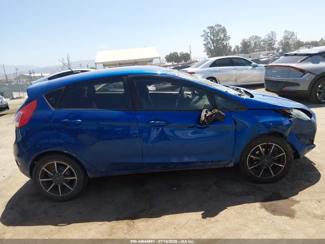 3FADP4EJ9JM104674 Ford FIESTA SE