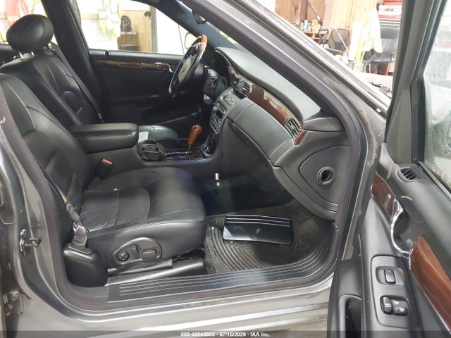 45644993 :رقم المزاد ، 1G6KF57983U221144 vin ، 2003 Cadillac Deville Dts مزاد بيع