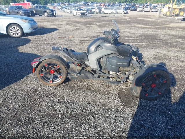 Can-Am Ryker 2019 3JB2FEG45KJ000092 Image 12
