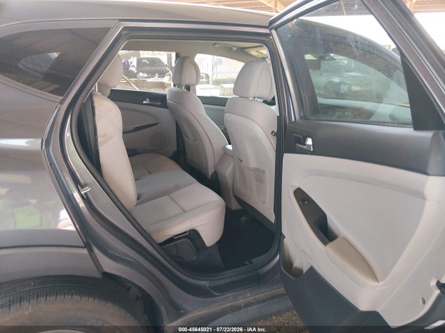 Hyundai TUCSON SE 2018 KM8J2CA40JU824295 Image 8