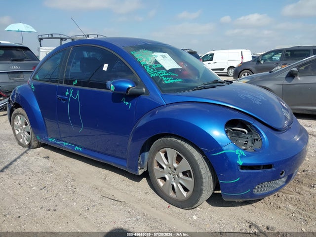 45645069 :رقم المزاد ، 3VWPW31C78M513906 vin ، 2008 Volkswagen New Beetle S مزاد بيع