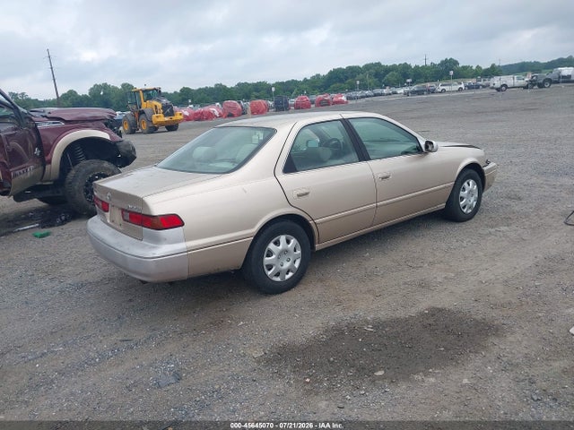 45645070 :رقم المزاد ، JT2BG22K9X0302288 vin ، 1999 Toyota Camry Le مزاد بيع